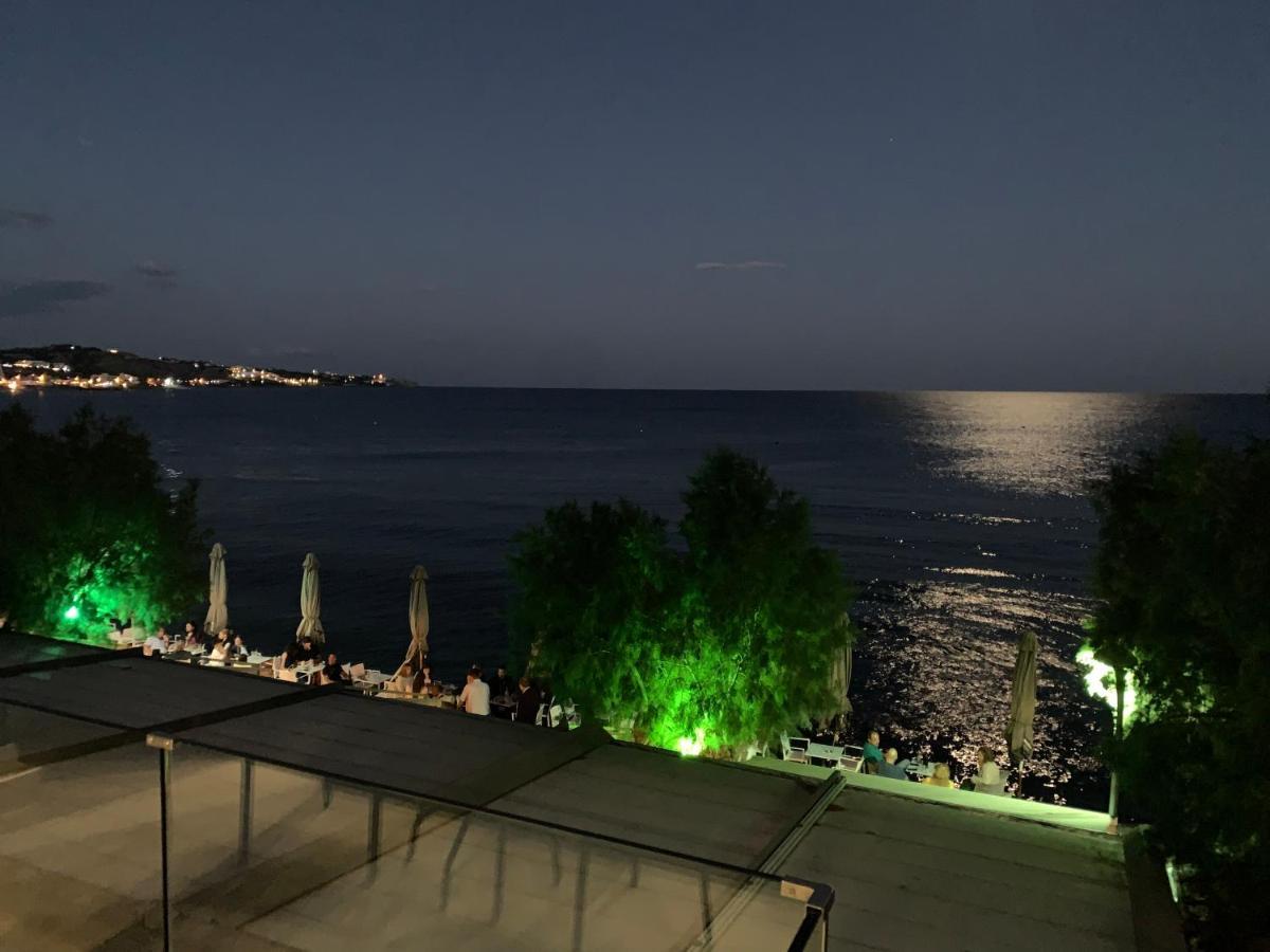 Central Urban Luxury Sea View Apt Since 2009 Ierápetra Exteriör bild